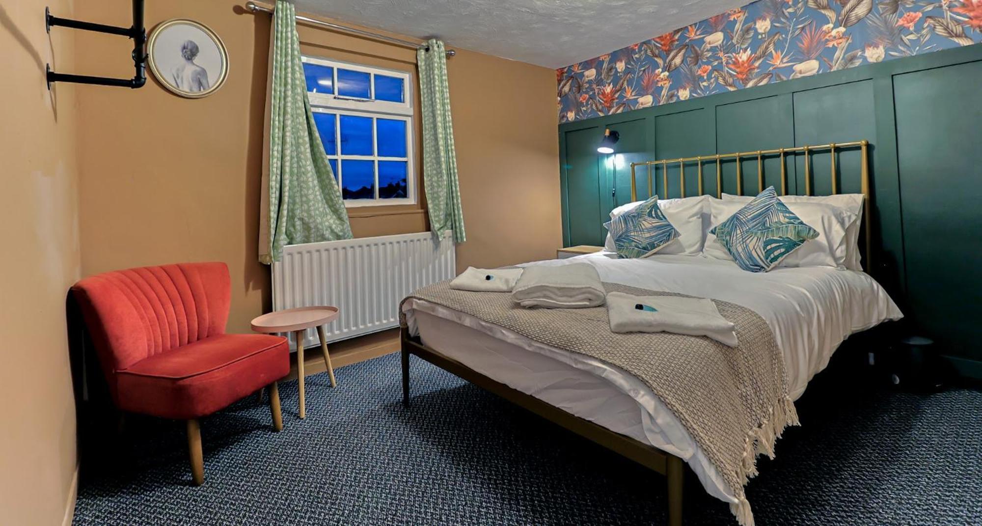 Bay Tree Cottage, Sleeps 7 Close To The Marina Burnham-on-Crouch Exterior photo